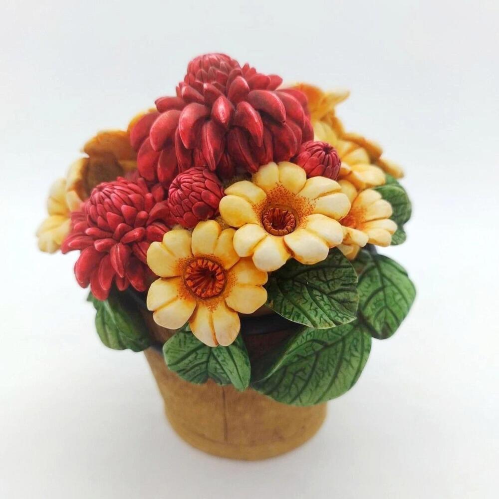 Harmony Kingdom Mother’s Day Bouquet 876/5000 Limited Edition Floral Trinket Box - Picture 3 of 7